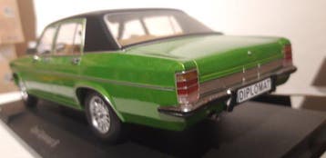 MCG 1:18 - Modelauto - Opel Diplomat B, Nieuw