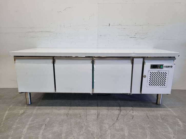 Acier inoxydable Saro Substructure Réfrigérateur 3 portes, Articles professionnels, Horeca | Équipement de cuisine, Envoi