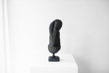 Ros Khavro - sculptuur, Abstract - Unique - Solid wood with