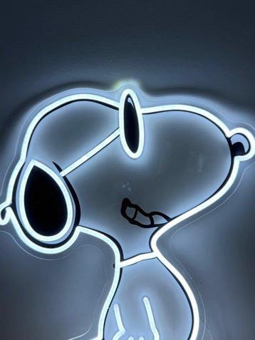 Enseigne néon publicitaire Snoopy - Neonlichtbord -