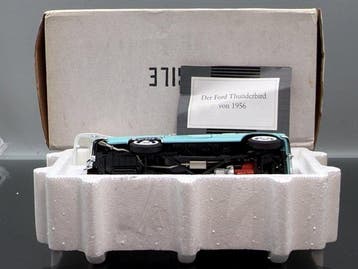 Franklin Mint 1:24 - Modelauto - 1956 Ford Thunderbird -, Nieuw