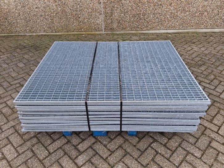 Gebruikte Persroosters, Zakelijke goederen, Kantoor en Winkelinrichting | Magazijn, Stelling en Opslag, Ophalen