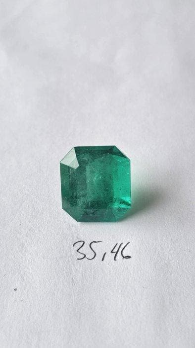 1 pcs Vert Émeraude - 35.46 ct - GRS (Laboratoire Gem, Bijoux, Sacs & Beauté, Pierres précieuses