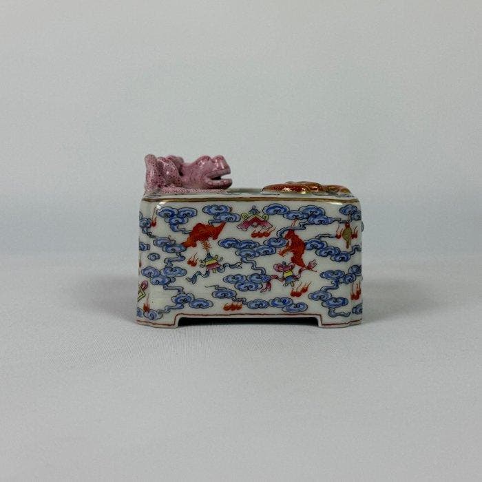 Un pot à eau de la Famille Rose du XXe siècle - Porcelaine -, Antiek en Kunst, Antiek | Overige Antiek