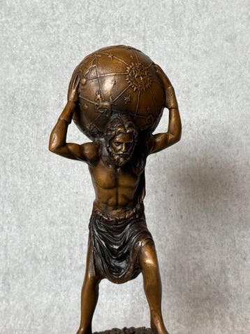 Beeld, Atlas draagt de wereldbol - 29 cm - Brons