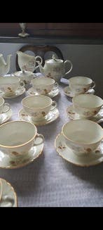 Richard Ginori - Service de table pour 12 (12) - Porcelaine