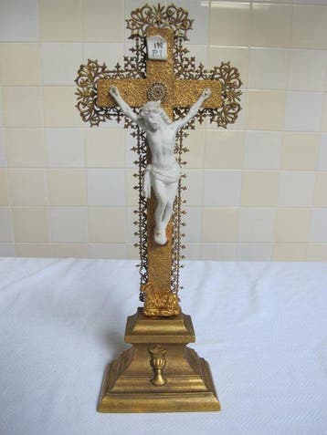 Barok Crucifix - Porselein, hout en metaal - Early 20th