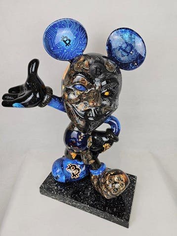 ArtBrut by Ann - Mickey Bitcoin