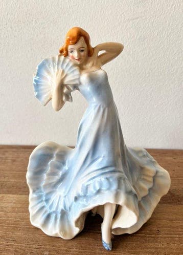 Sculpture, Art Deco danseressen - 19 cm - Biscuit de, Antiquités & Art