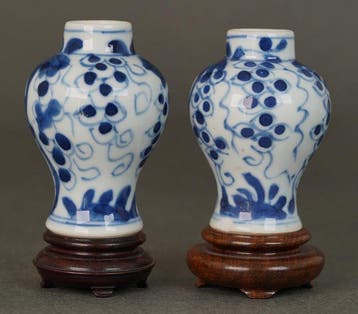 Vaas - Porselein - Grapevines and Florals - China - Kangxi