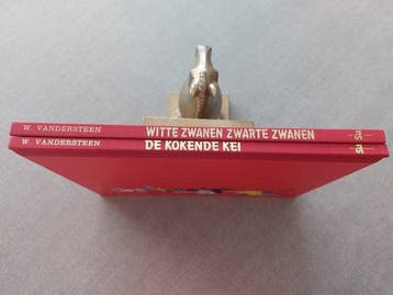 Suske en Wiske - De kokende kei / Witte zwanen zwarte zwanen, Nieuw