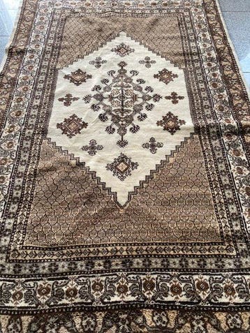 Hotan - Vloerkleed - 221 cm - 150 cm, Nieuw