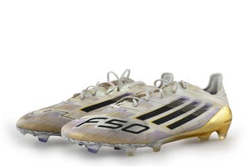 Adidas Voetbalschoenen in maat 44½ Wit, Vêtements | Hommes, Chaussures, Verzenden