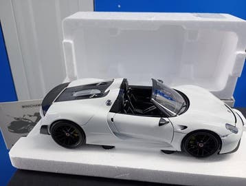 Minichamps 1:18 - Model sportwagen - Porsche 918 Spyder -