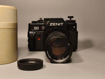 Zenit 122 Appareil photo argentique