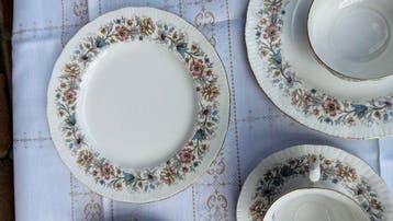 Paragon - Service de table (15) - Porcelaine, Or