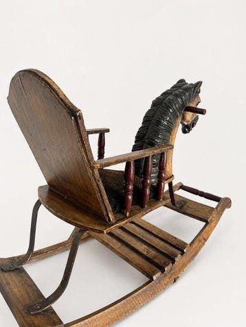 Hobbelpaard - Rocking Horse Chair On Bow Rocker