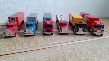 Shinsei 1/128 - Model vrachtwagen (9) - 6 american trucks, Nieuw