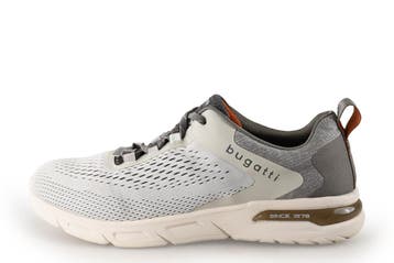 Bugatti Sneakers in maat 44 Wit, Kleding | Heren, Bugatti, Verzenden, Wit, Zo goed als nieuw