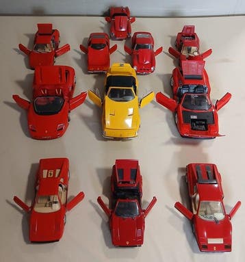 Bburago / Maisto / Polistil Mixed (1:18 & 1:24) - Modelauto