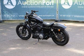 Veiling: Motor Harley-Davidson SPORTSTER 883 IRON Benzine 20, Motoren