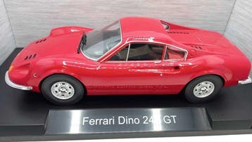 Model Car Group 1:18 - Voiture miniature - Ferrari Dino 246, Nieuw