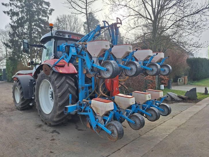 Monosem PNU 8, Zakelijke goederen, Landbouw | Werktuigen, Ophalen