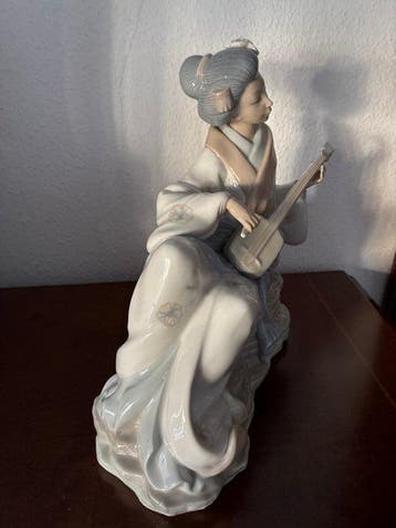 Nao by Lladró - Figuur - Acordes Orientales - Porselein