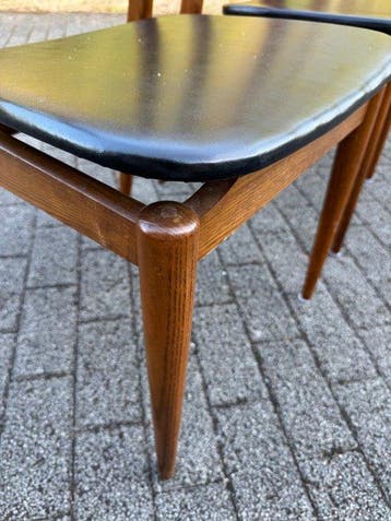 Chaise - cuir synthétique - Un ensemble de six chaises