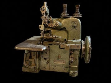 Adler 81-8 Naaimachine - Overlockmachine - Staal