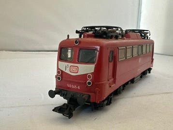 Märklin H0 - 3331 - Locomotive électrique (1) - BR 140 dans