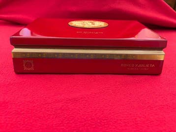Romeo y Julieta - Zonder minimumprijs - Humidor - twintig, Nieuw