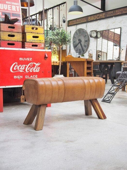 Handcrafted Gym Pommel Horse bench - Cognac Brown - 88 cm, Antiek en Kunst, Curiosa en Brocante