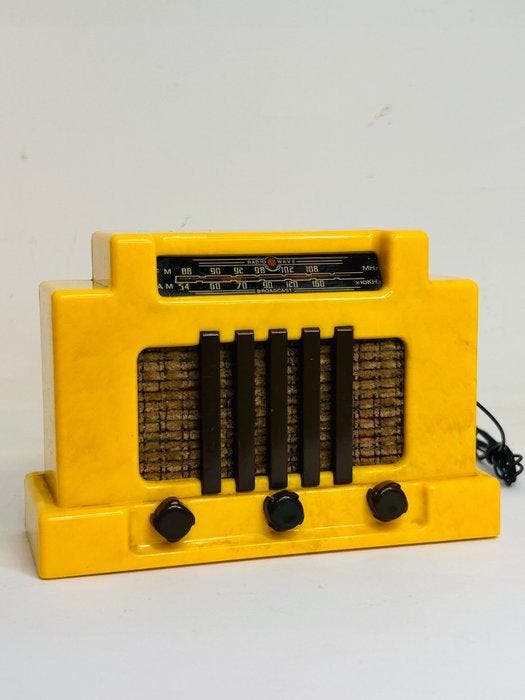 Radioline Addison 5F Repro Radio - Iconic 1940s Canadian, TV, Hi-fi & Vidéo, Radios