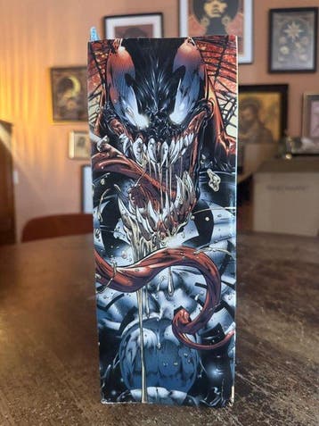 Marvel - Figuur - Venom Marvel Select actiefiguur in doos -