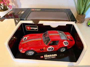 Bburago 1:18 - Modelauto - Ferrari 250 GTO (1962), Hobby en Vrije tijd, Nieuw