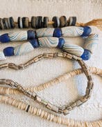 Afrique de lOuest Verre, Coquilles Lot de 4 fils de perles