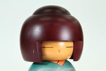 Creatief kokeshi-popduo Peaceful Calm en Red Camellia