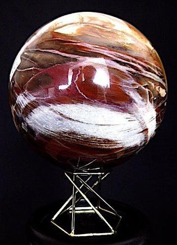 Museumkwaliteit Bal van Versteend Hout / Bal / - Hoogte: