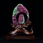 Géant et magistral : rubis naturel dans zoïsite - Une, Collections