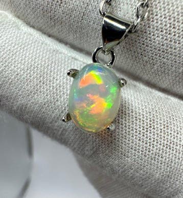 Opaal Sieraden - Hoogte: 18 mm - Breedte: 8.5 mm- 0.99 g -