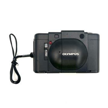 Olympus XA Appareil photo compact argentique