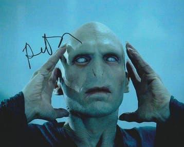 Harry Potter - Signed by Ralph Fiennes (Voldemort), Nieuw