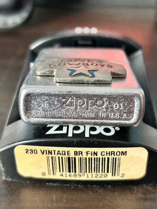 Zippo - E01 Marlboro “God loves cowboys” - Zonder, Collections, Articles de fumeurs, Briquets & Boîtes d'allumettes