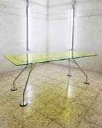 Tecno - Norman Foster - Tafel - Nomos - Geel gelamineerd