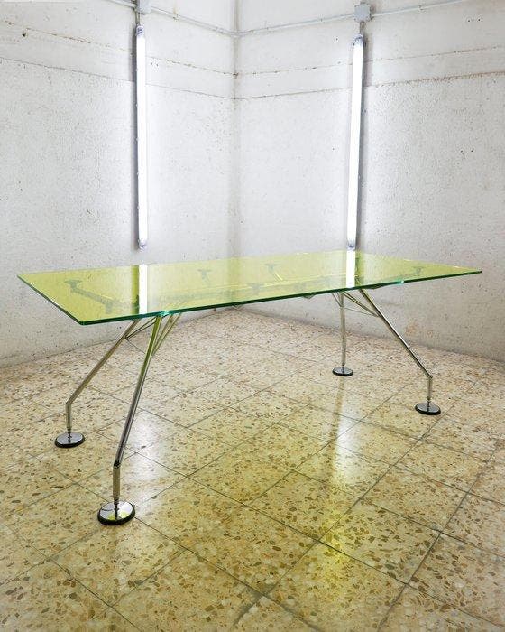 Tecno - Norman Foster - Tafel - Nomos - Geel gelamineerd, Antiquités & Art, Art | Objets design