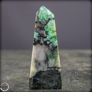 Natuurlijke smaragdobelisk - Topkwaliteit- 275.78 g