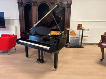 Yamaha C5 (1985), Muziek en Instrumenten, Piano's, Verzenden, Zo goed als nieuw