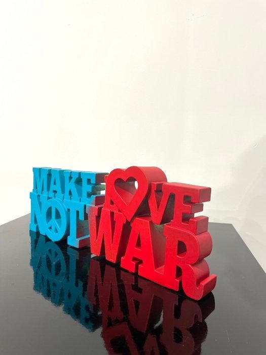 Van Apple - Make Love Not War, Antiquités & Art, Art | Objets design