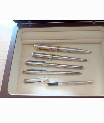 Lot of 5 silver pens - Sans prix de réserve - Parure de, Nieuw